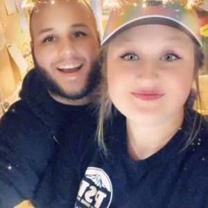 Meet your Posher, Rayne